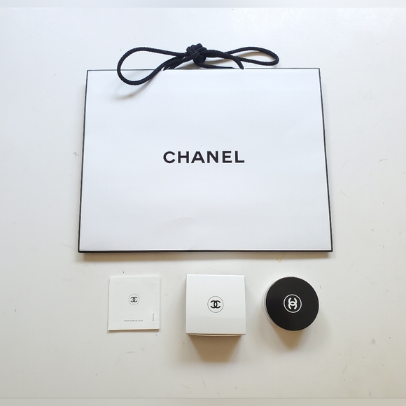 (SALE)Chanel Hydra Beauty Nourishing Lip Care Brand New